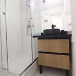 Renove En Bord De Avec Acces - Fr-1-472a-318 Apartament *